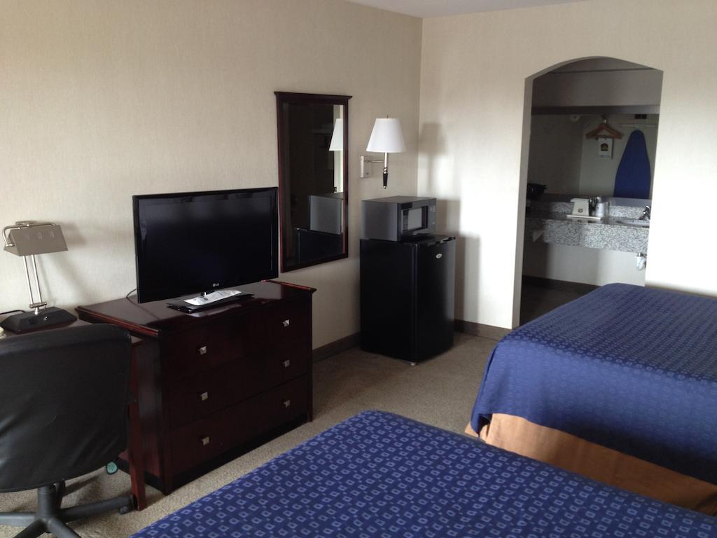 Quality Inn Carthage Δωμάτιο φωτογραφία
